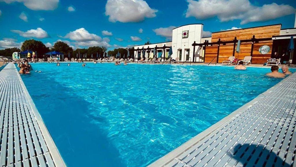 Luamar Holidays- Tattershall Lakes - Lancaster Crescent Hotel Kültér fotó